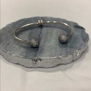 Pandora open bangle